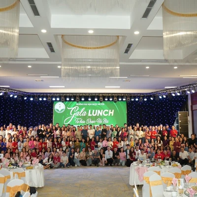 TRƯỜNG ĐẠI HỌC DƯỢC HÀ NỘI TỔ CHỨC DU XUÂN ĐẦU NĂM 2026:  MỘT CHUYẾN ĐI - NHIỀU NỤ CƯỜI